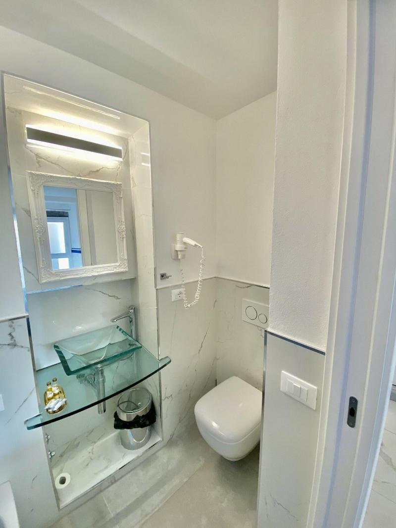 Giovanni Rooms image