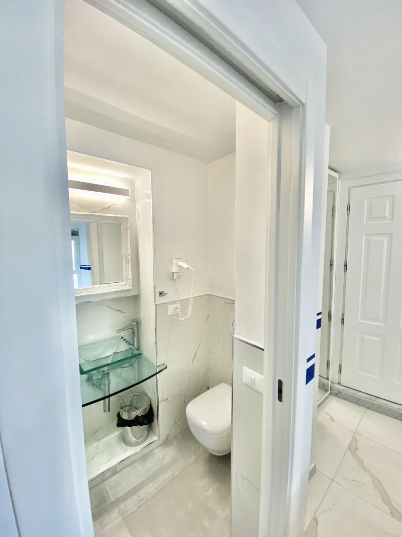 Giovanni Rooms image