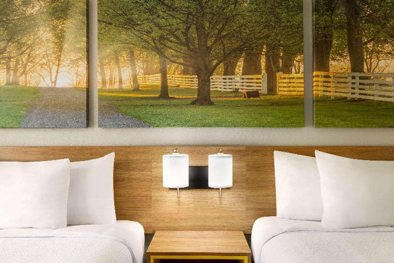 Days Inn By Wyndham Mccomb Ms image