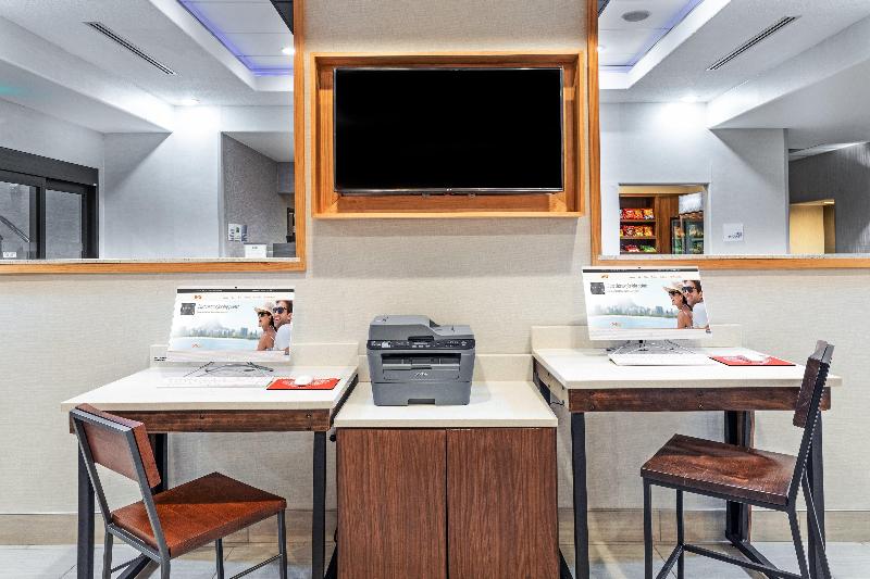 Holiday Inn Express & Suites Guymon By IHG image