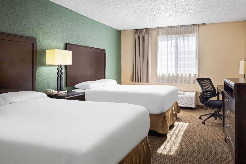 Travelodge By Wyndham Gaylord image