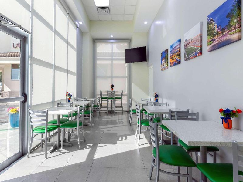Days Inn Gainesville I-75 image