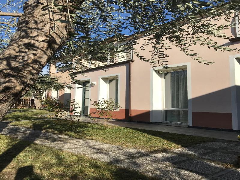 Borgo Verde-Uliveto image