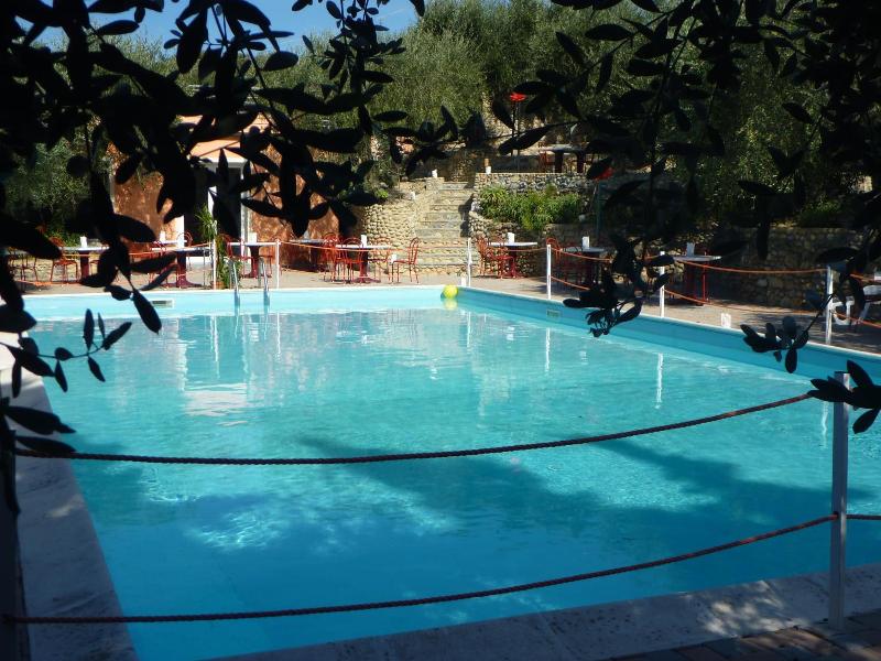Borgo Verde-Uliveto image