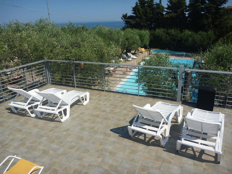 Borgo Verde-Uliveto image