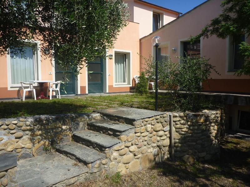 Borgo Verde-Uliveto — general view