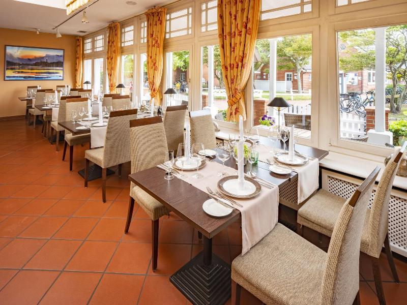 Romantik Hotel Hüttmann image