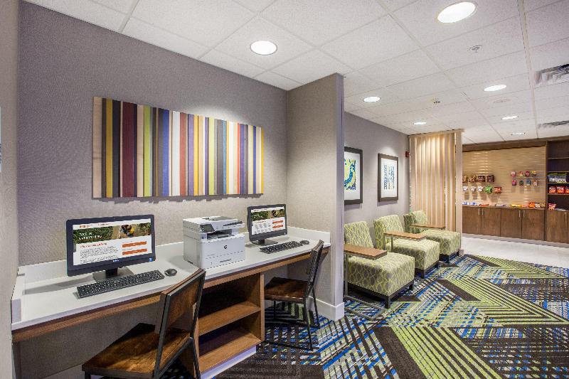Holiday Inn Express Hastings image