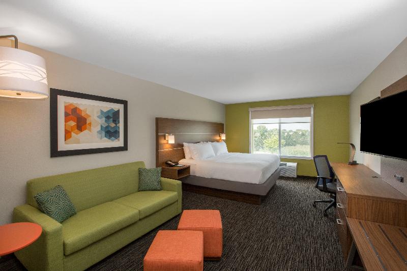 Holiday Inn Express Hastings image