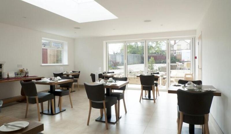 Park Lodge Guest House image