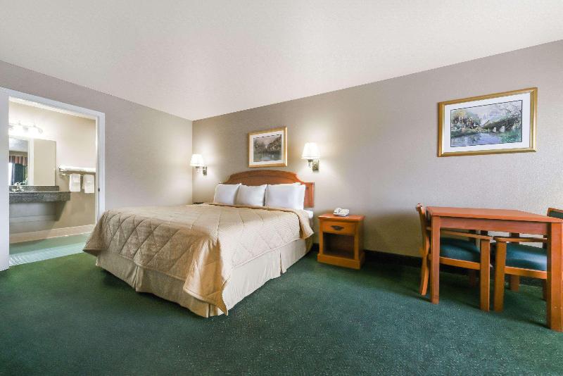 Days Inn By Wyndham Granbury image