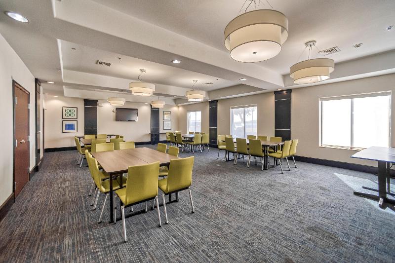 Holiday Inn Express & Suites Beeville By IHG image