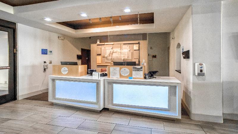 Holiday Inn Express & Suites Beeville By IHG image