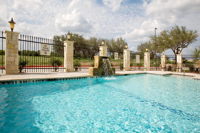 Holiday Inn Express & Suites Beeville By IHG image