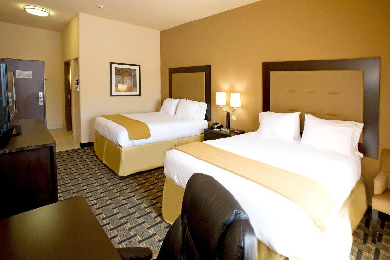 Holiday Inn Express & Suites Beeville By IHG image