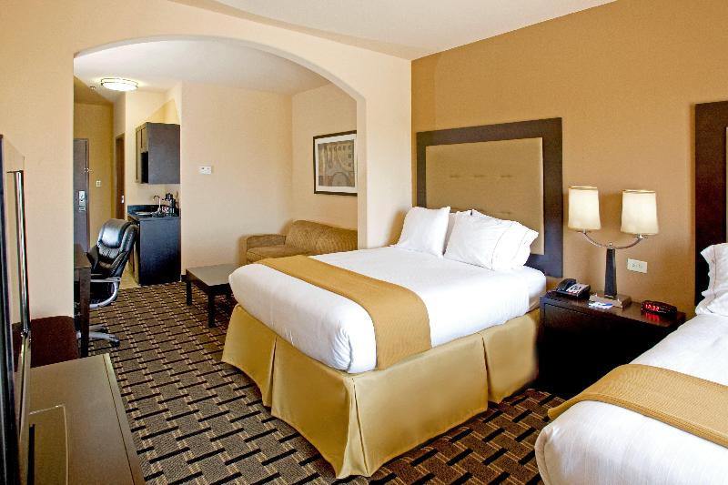 Holiday Inn Express & Suites Beeville By IHG image