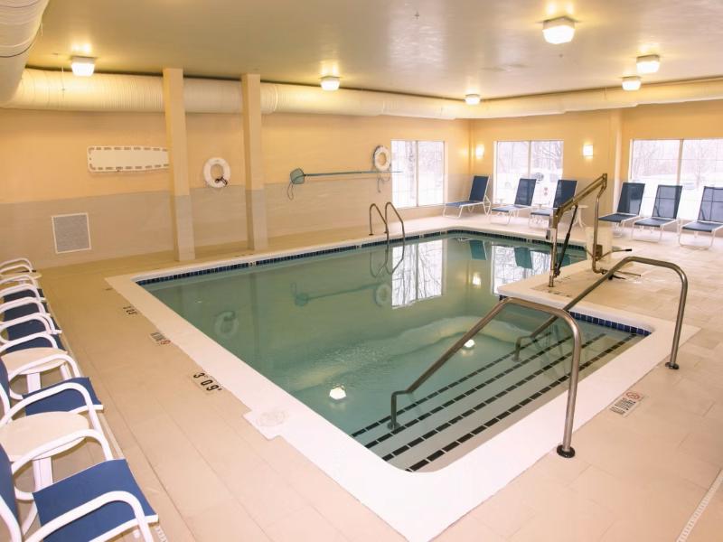 Holiday Inn Grand Rapids - Airport image