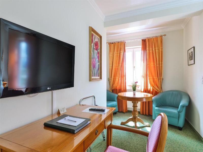 Kurhotel Dr. Petershofer image