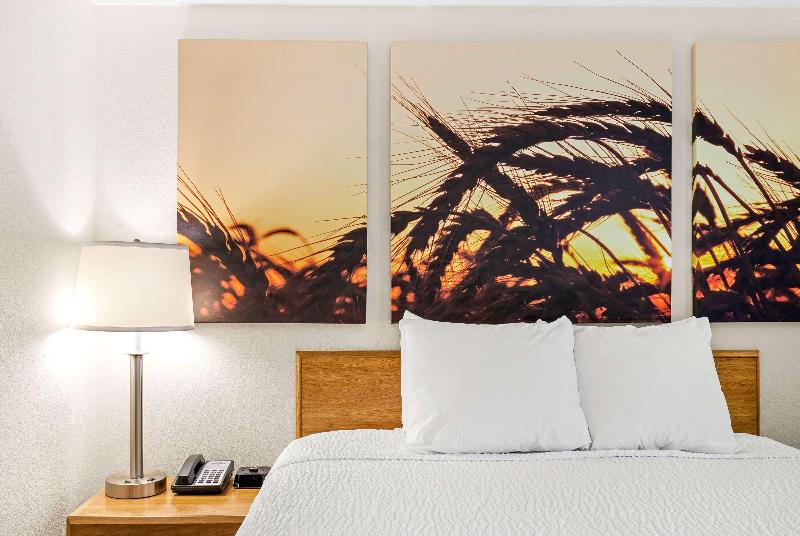 Days Inn by Wyndham Great Falls image