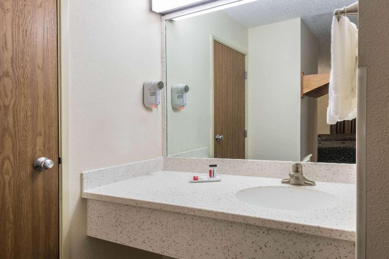 Days Inn by Wyndham Great Falls image