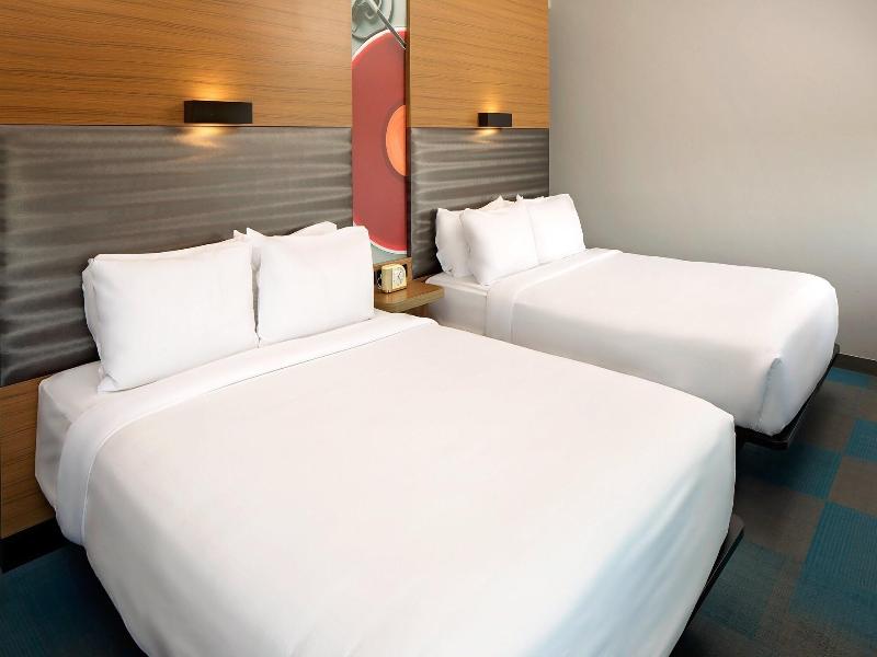 Aloft Green Bay — photo 140