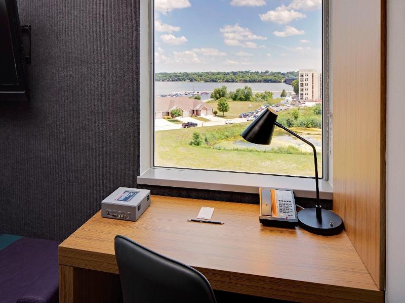 Aloft Green Bay image