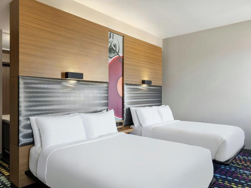 Aloft Green Bay image