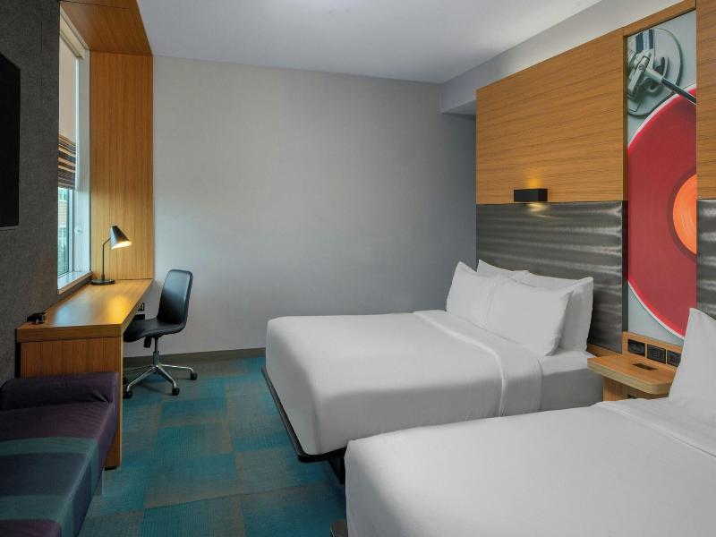 Aloft Green Bay image