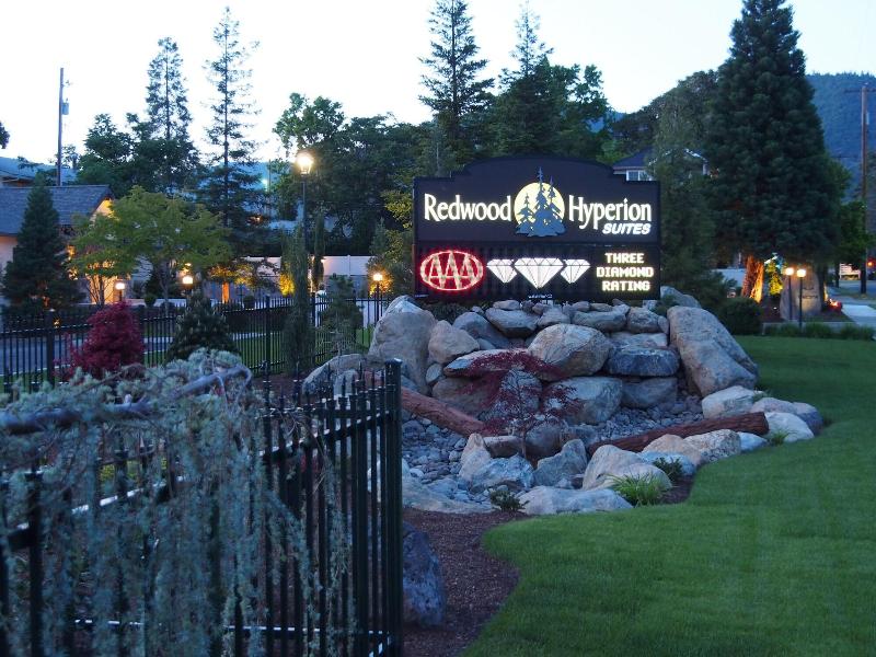 Redwood Motel image