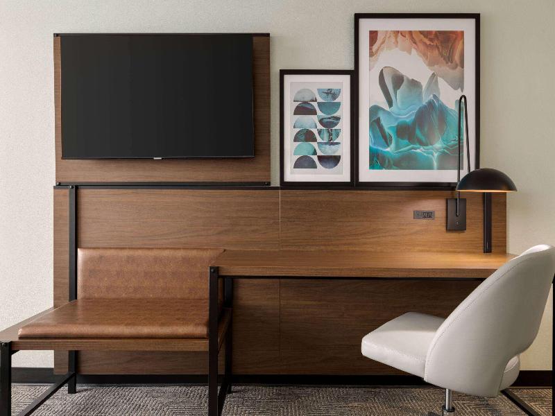DOUBLE Accessible KING SIZE BED
