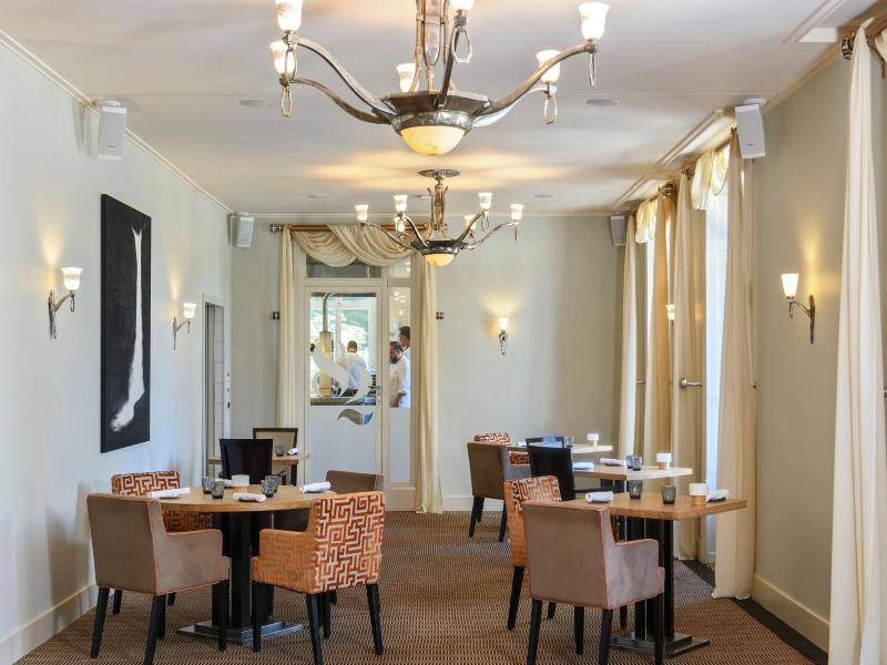 Hôtel Résidence Parc des Eaux-Vives image