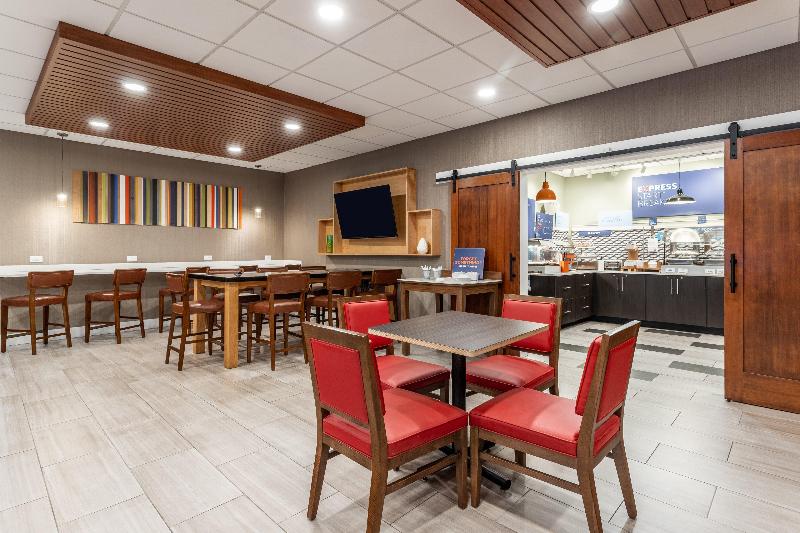 Holiday Inn Express Annapolis East - Kent Island image