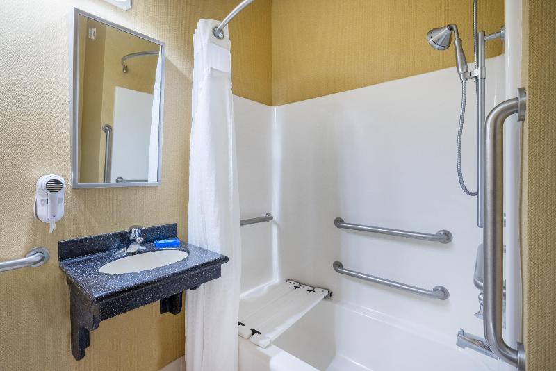 Holiday Inn Express Annapolis East - Kent Island image