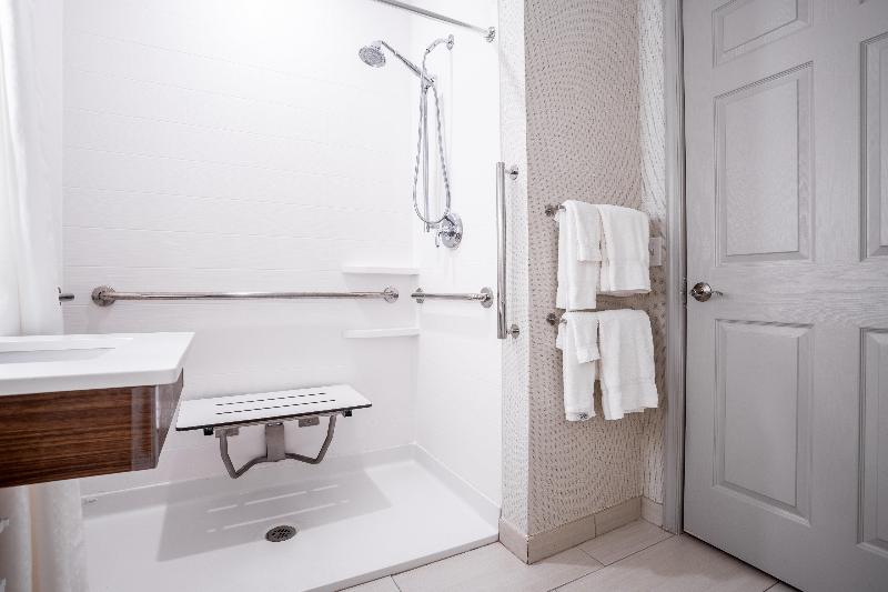 Holiday Inn Express Annapolis East - Kent Island image