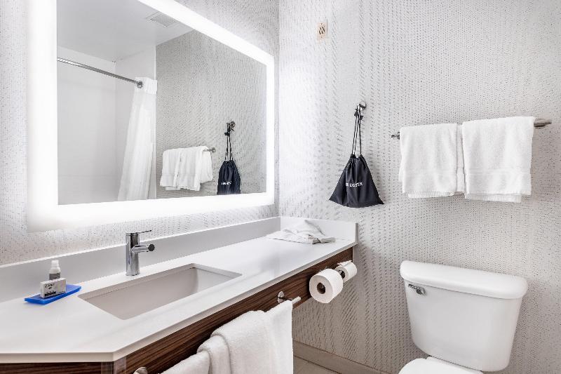 Holiday Inn Express Annapolis East - Kent Island image