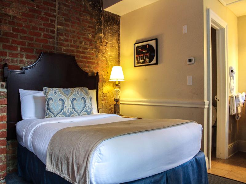 Hotel St Pierre, a French Quarter Inns image