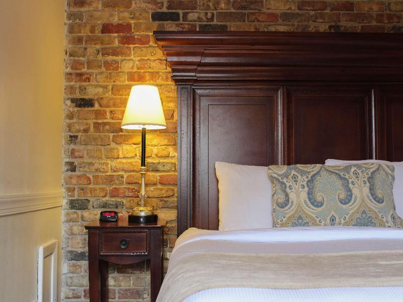 Hotel St Pierre, a French Quarter Inns image