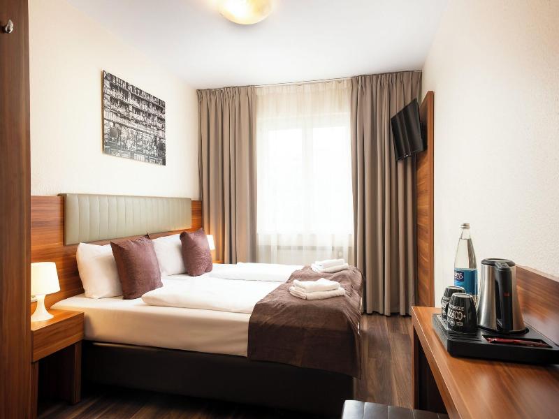 Hotel Frankfurt Messe image