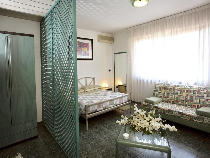 Residenza Delle Alpi image