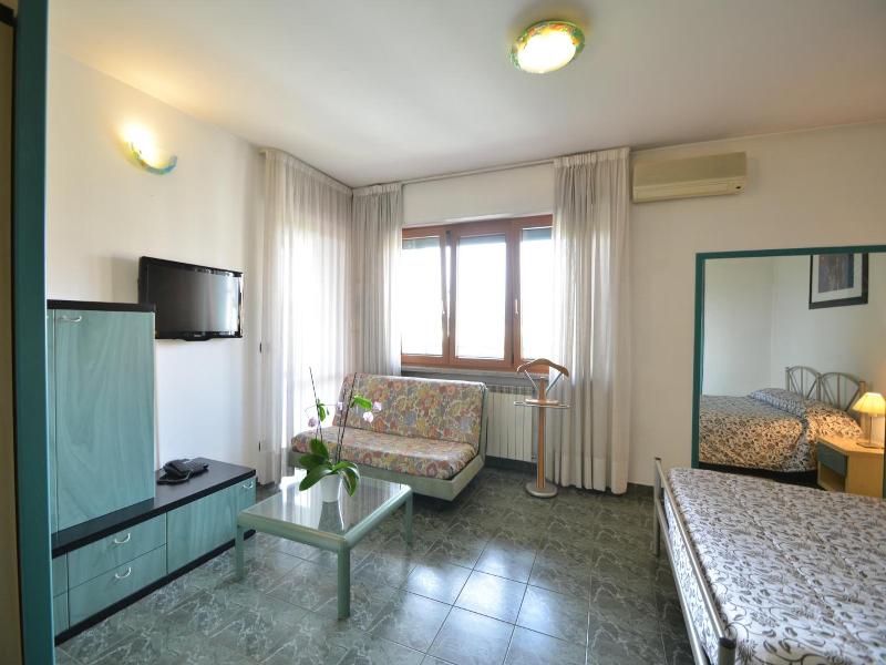 Residenza Delle Alpi image
