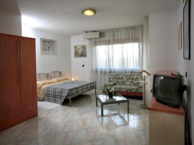 Residenza Delle Alpi image