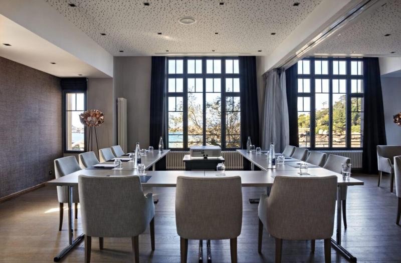 Castel Beau Site image