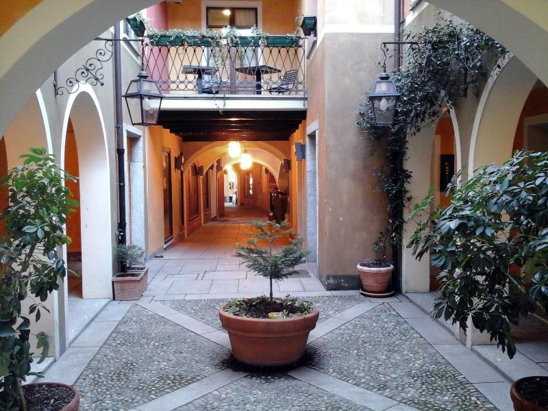 La Contrada image