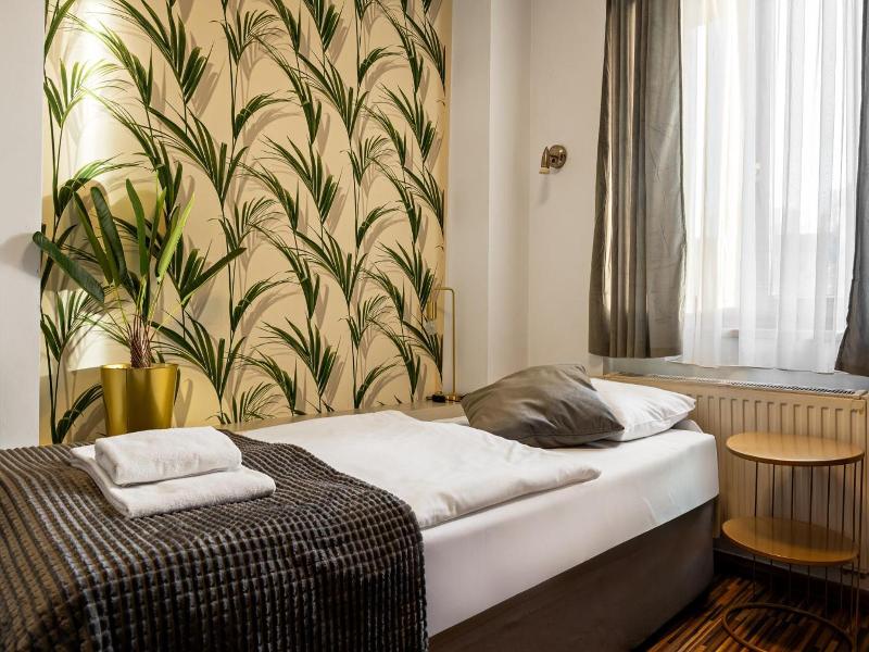 Akira Bed&Breakfast image