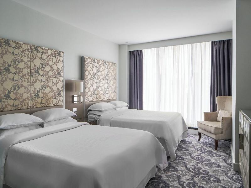 Sheraton Melbourne image