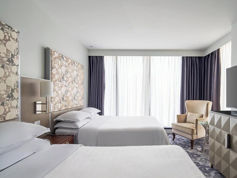 Sheraton Melbourne image
