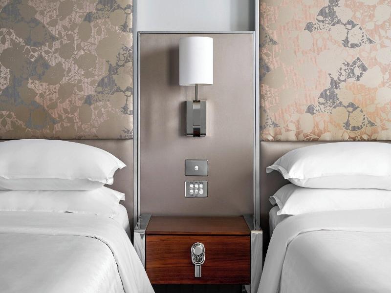 Sheraton Melbourne image