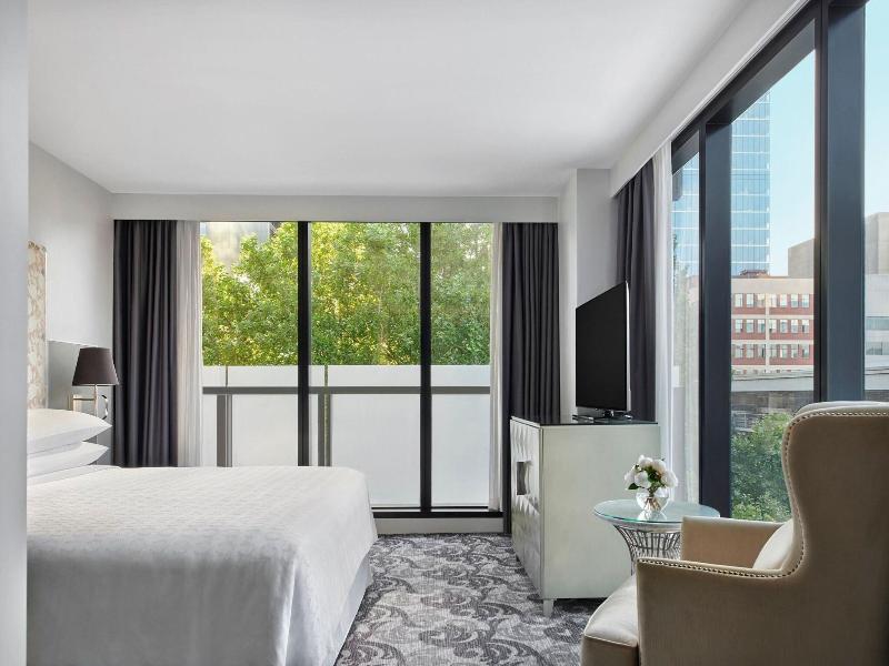 Sheraton Melbourne image
