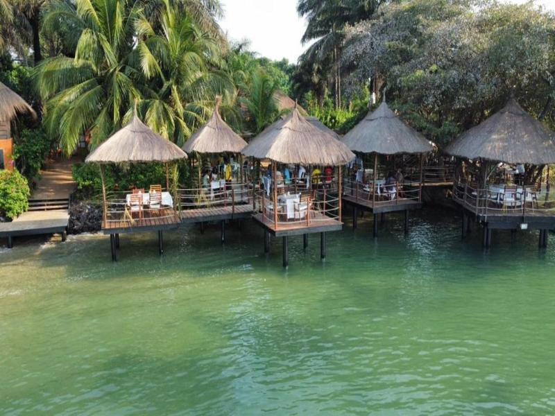 Lodge Ponta Anchaca image