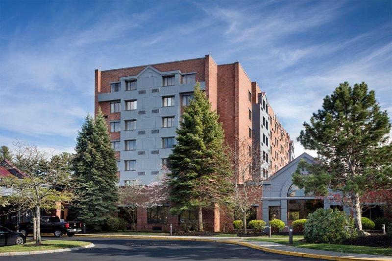 DoubleTree by Hilton Hotel Leominster image